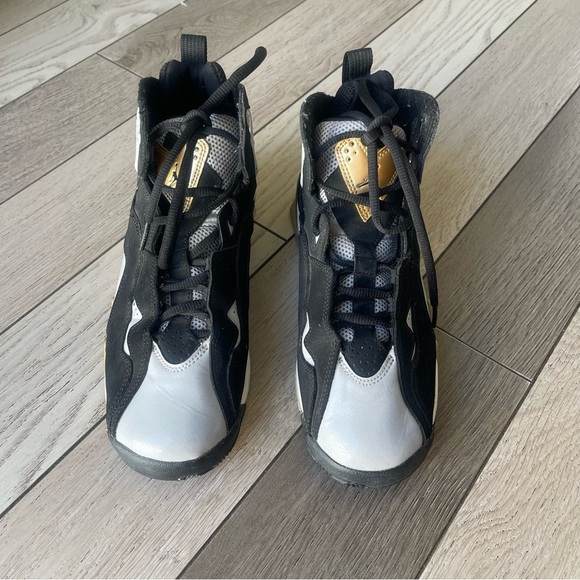 Jordan Kids Black and White Sneakers with Gold Accents - Picture 3 of 7